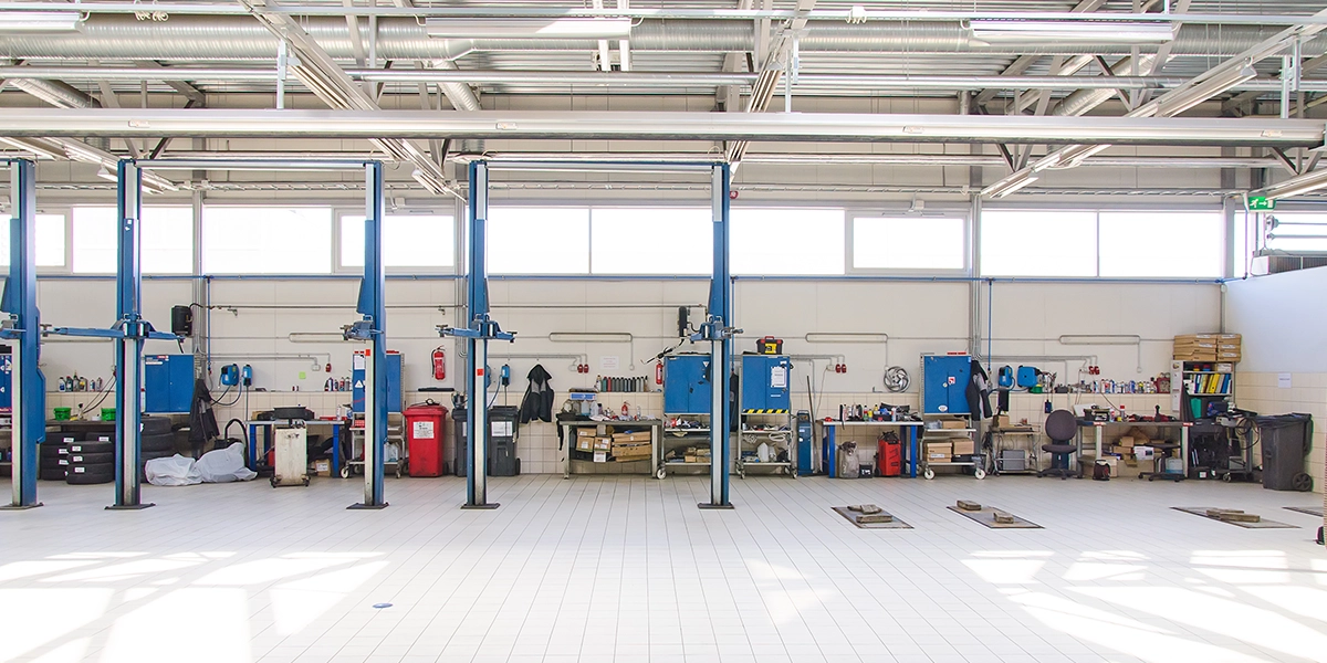 diagnostics and repair bay