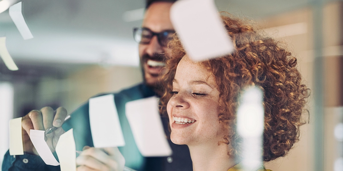 workplace culture encouraging collaboration